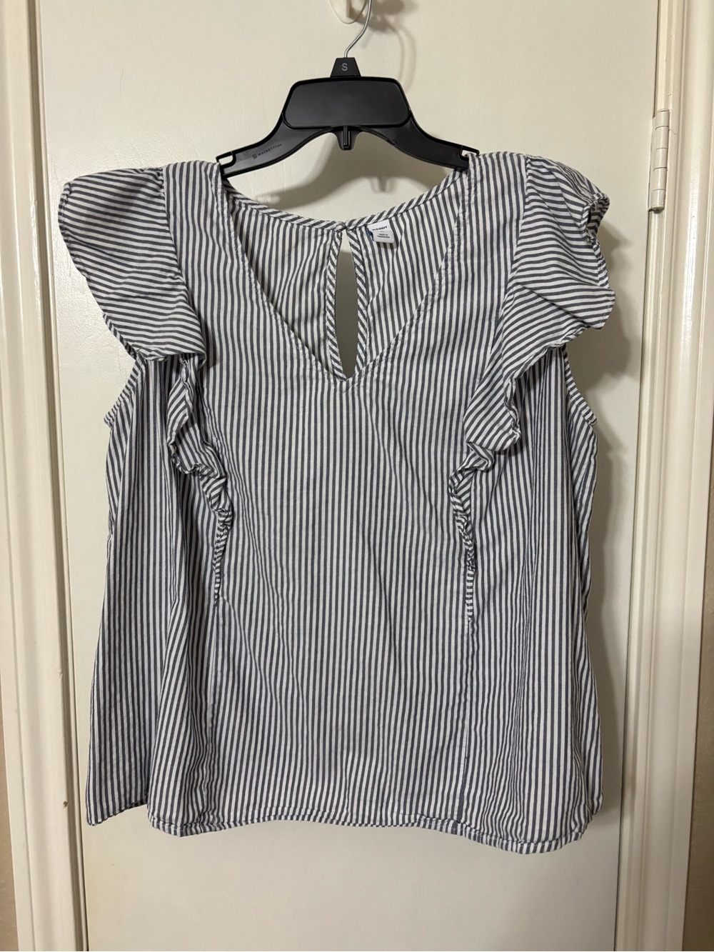 Old Navy Cotton Dark Grey and White Striped Ruffle Sleeve Blouse - XL